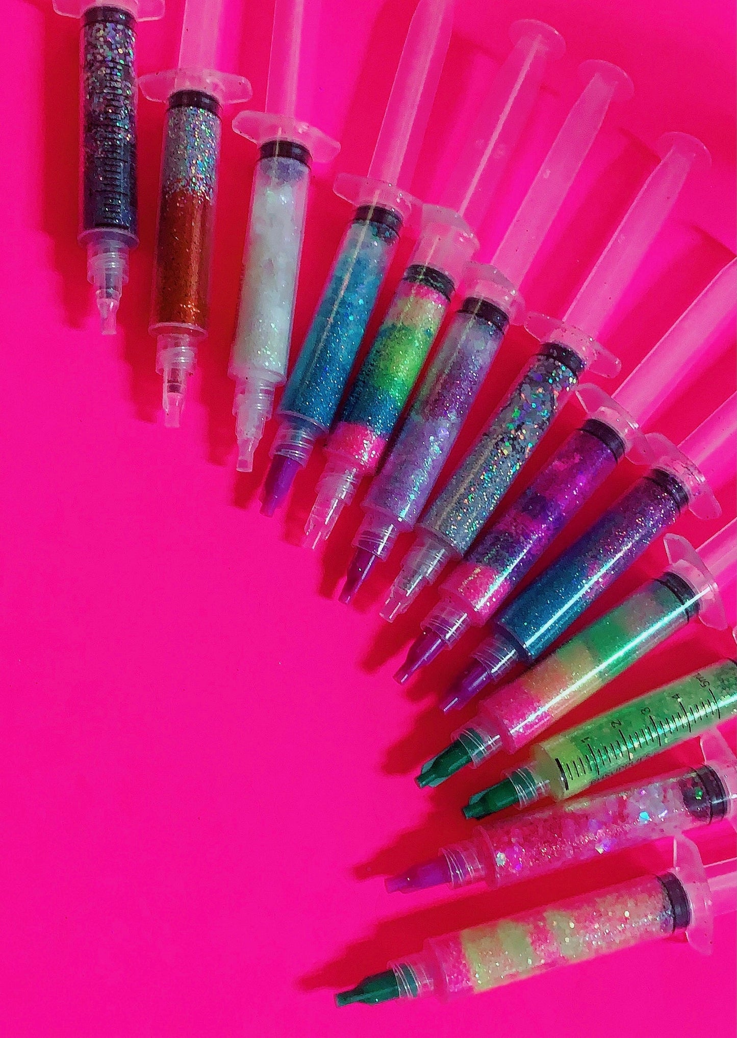 Inked Doll Cosmetics - TOXIC SUMMER *UV* GlamDoll Glitter Syringe