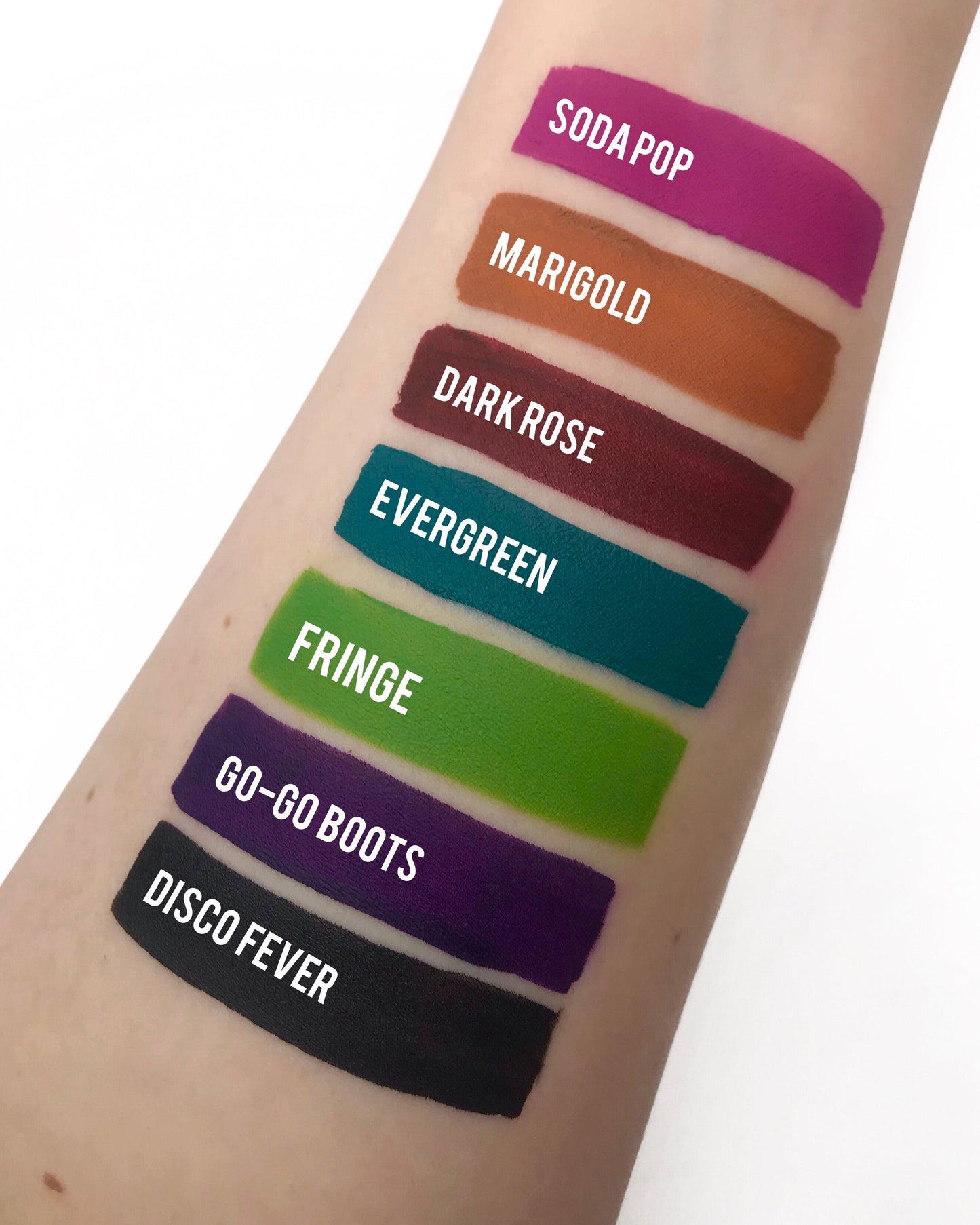 Gavissi Beauty - "FRINGES" SINGLE LINER PAN (MATTE)