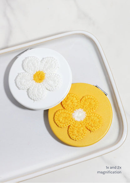 AOA Double-Sided Compact Mirror – Flower