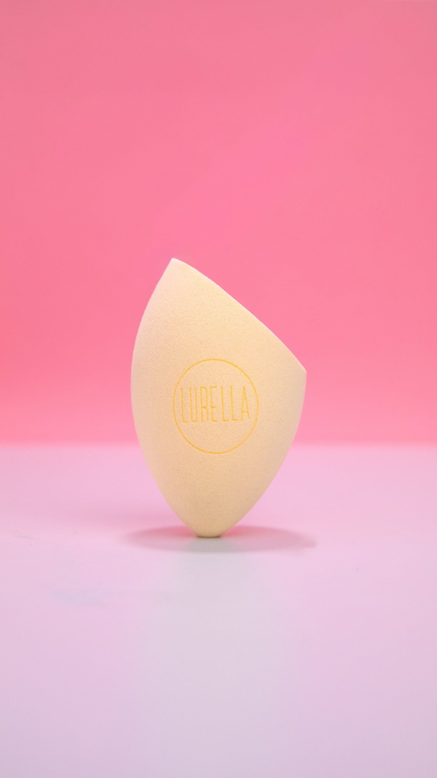 Lurella Cosmetics - Angled Beauty Sponge - Black