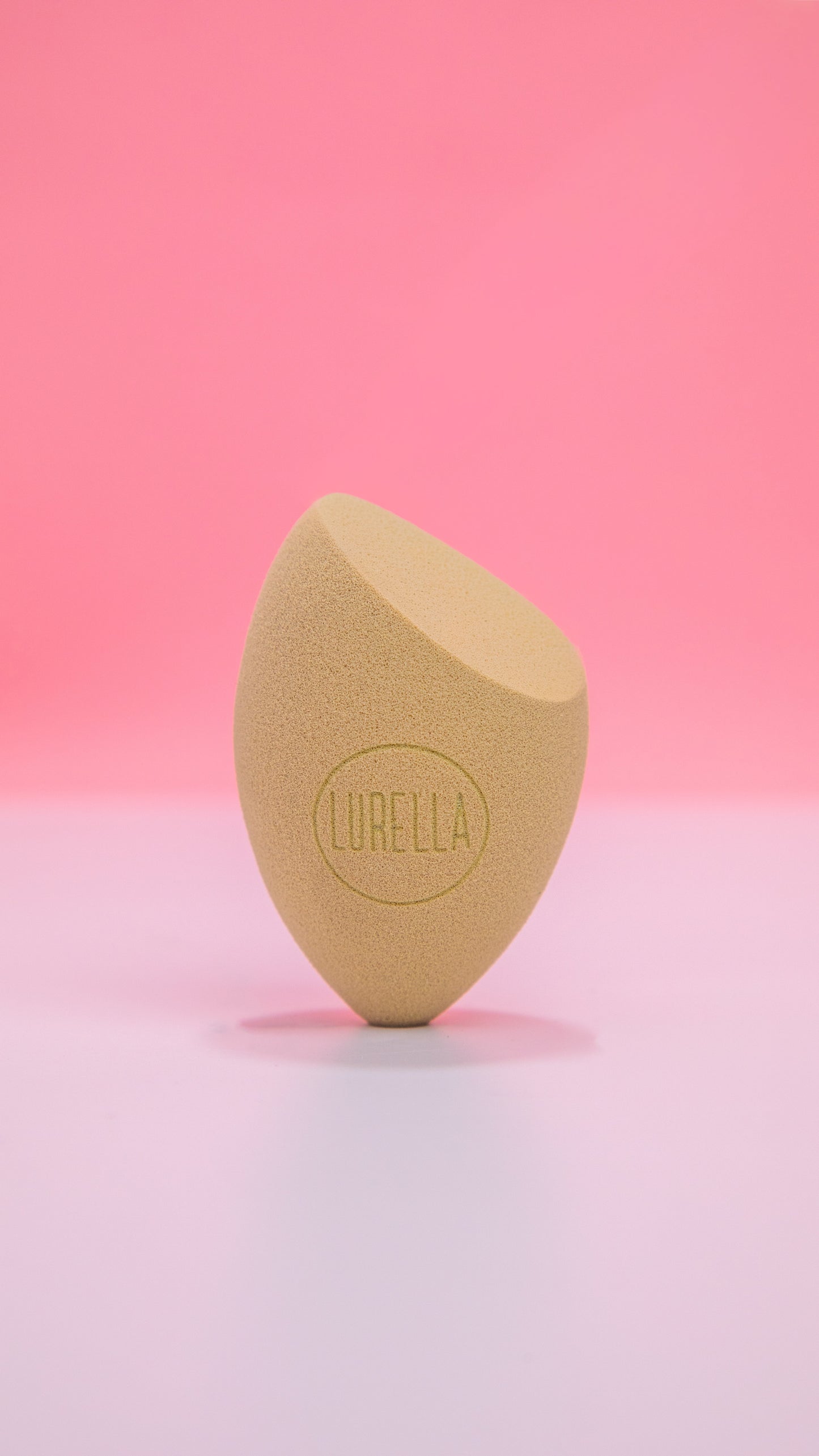 Lurella Cosmetics - Angled Beauty Sponge - Black