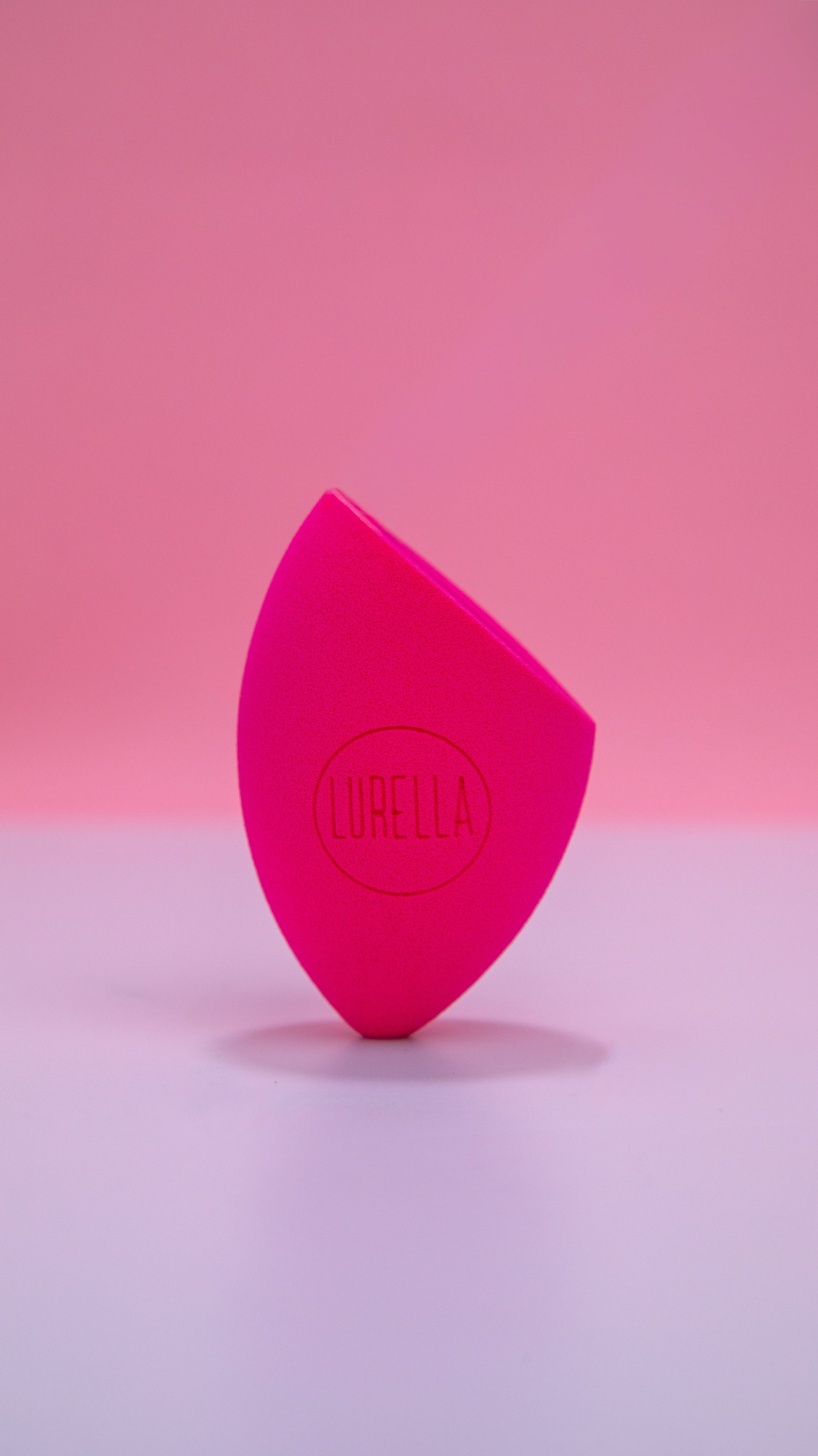 Lurella Cosmetics - Angled Beauty Sponge - Black