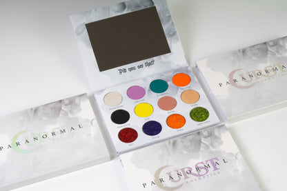 Curst Kosmetics - The PARANORMAL Eyeshadow Palette