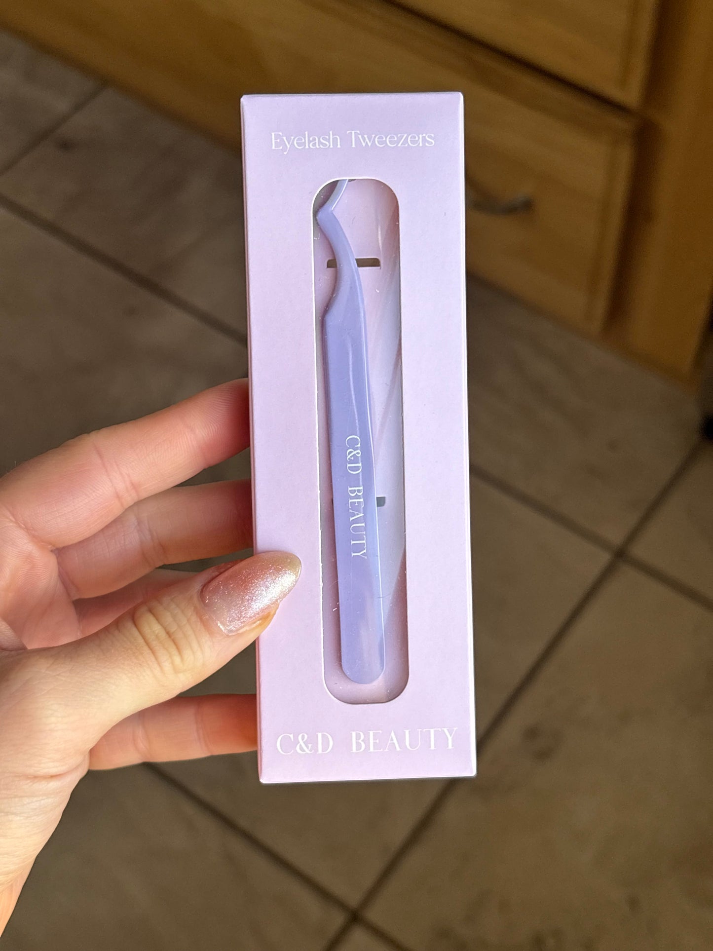 C & D Beauty - LuxeGlide Lash Tweezers