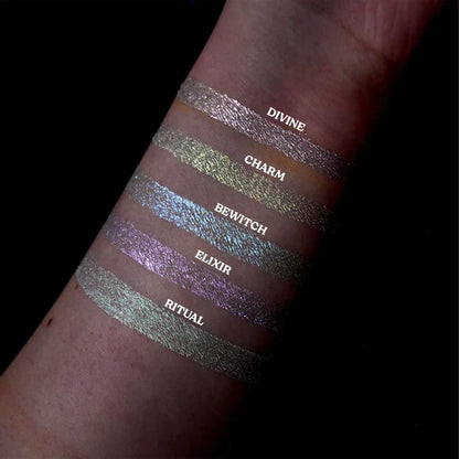 Glisten Cosmetics - Wet Liner - Bewitch (Duochrome White Blue)