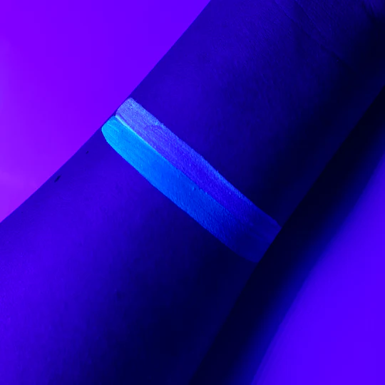 Glisten Cosmetics - Split Liner - Slushie (UV Blue) - Small (3g)