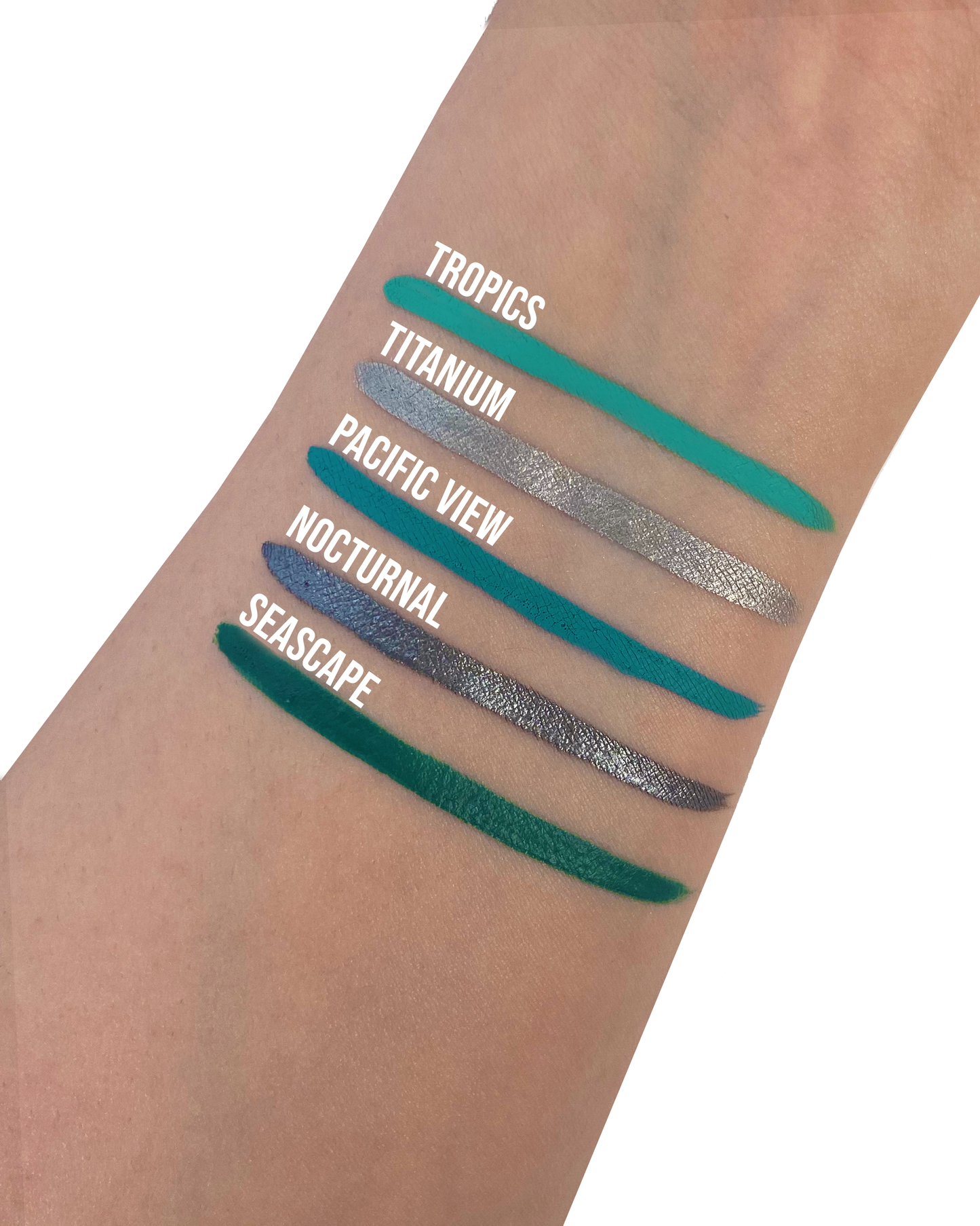 Gavissi Beauty - "TITANIUM" RETRO LINER