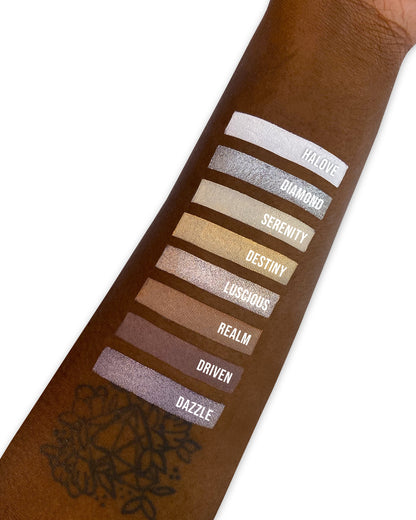 Gavissi Beauty - "LUSCIOUS" METALLIC EYESHADOW