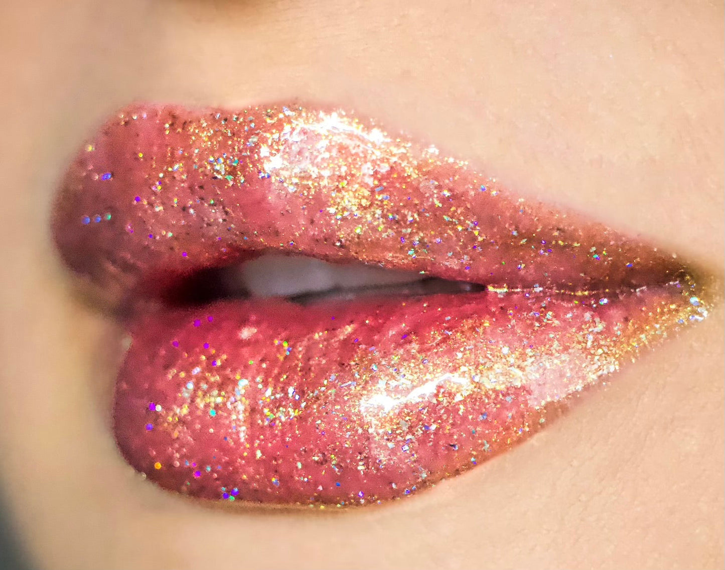 Curst Kosmetics - Holographic Lip Glitz - Gold Rush